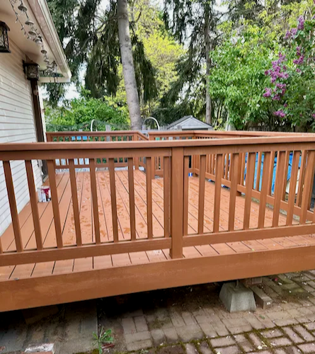 knocking-wood-deck